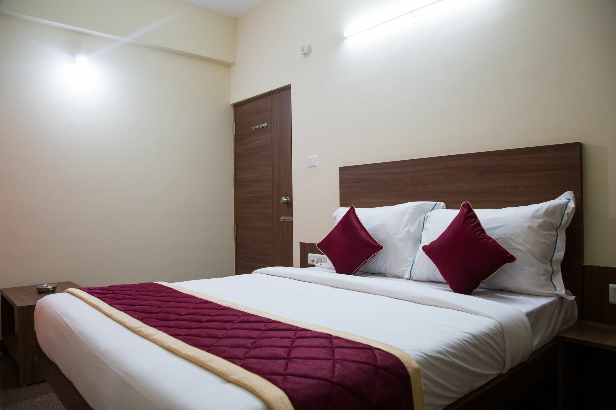 Hotel O Champion Comfort Near Hosahalli Metro Station Bangalore Luaran gambar